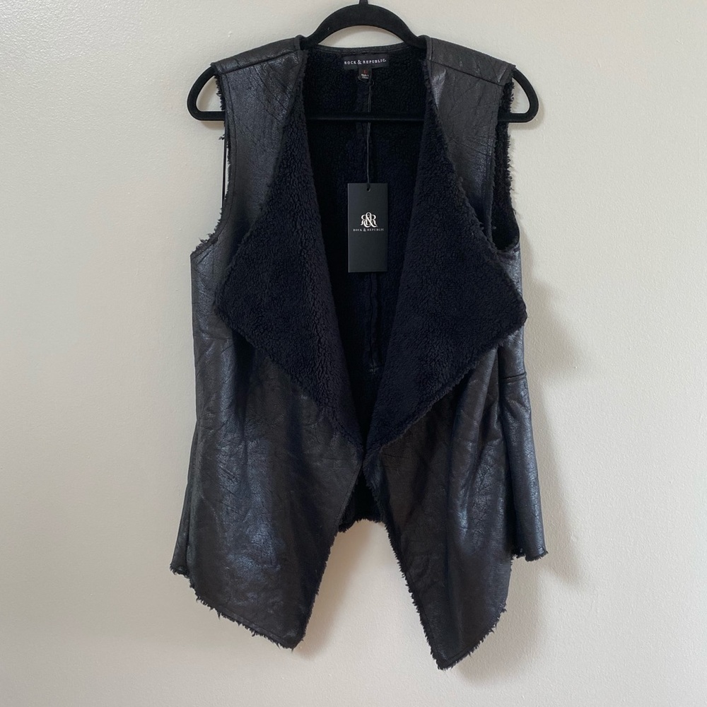 Women’s Rock and Revival vest, new with tags